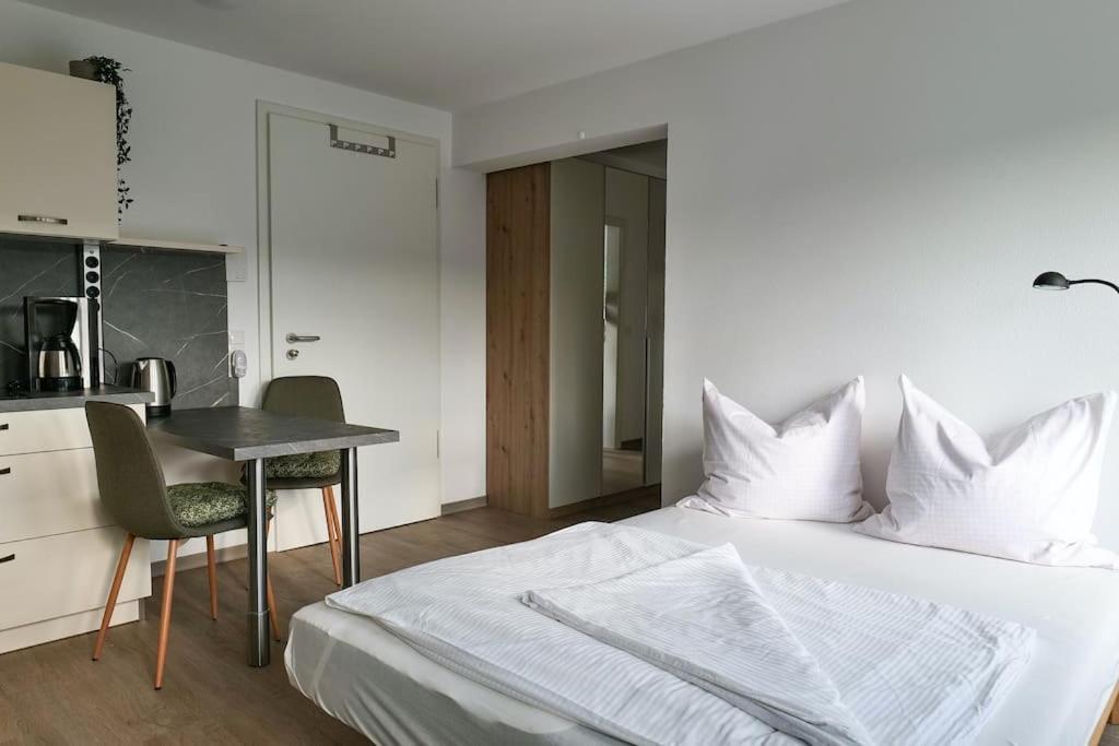 Wunderschoene Ferienwohnung Mit Balkon In Aue Εξωτερικό φωτογραφία