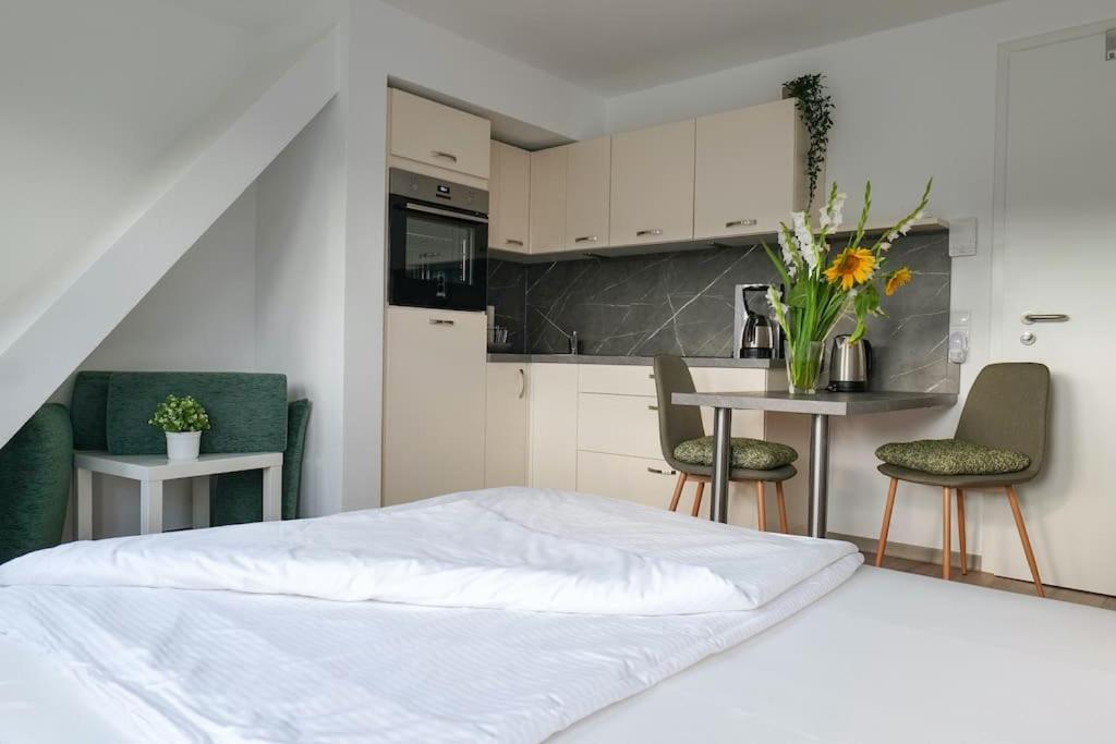 Wunderschoene Ferienwohnung Mit Balkon In Aue Εξωτερικό φωτογραφία