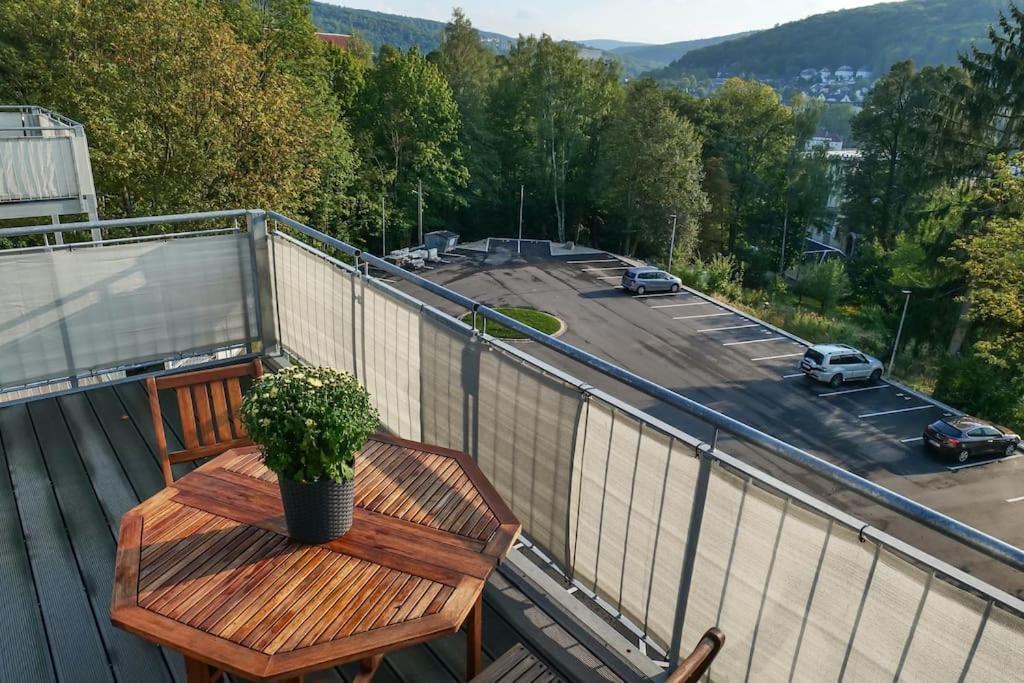Wunderschoene Ferienwohnung Mit Balkon In Aue Εξωτερικό φωτογραφία